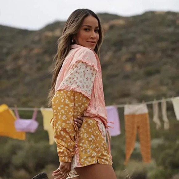 Bandier x Sincerely Jules The Wilder Nylon Jacket last in stock - Picture 3 of 4